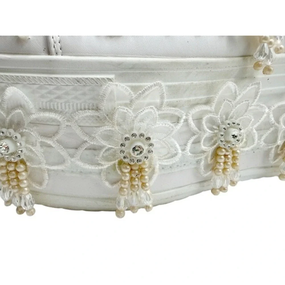 ALANESA Women Bridal White Lace Pearl Embellished Platform Sneakers‎ Size US 6.5